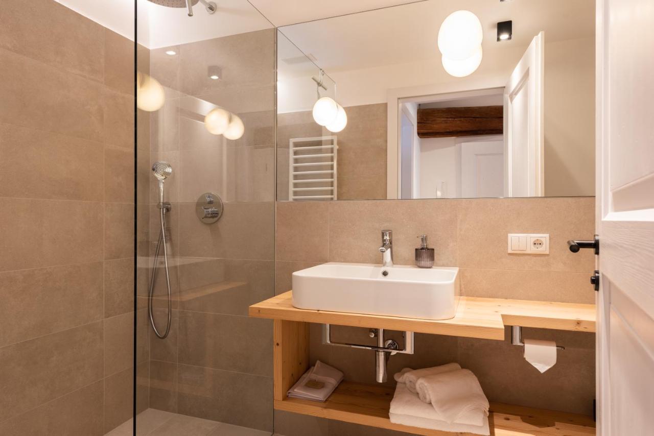 Weingut Schmid Oberrautner Apartment Suites Bolzano Exteriör bild