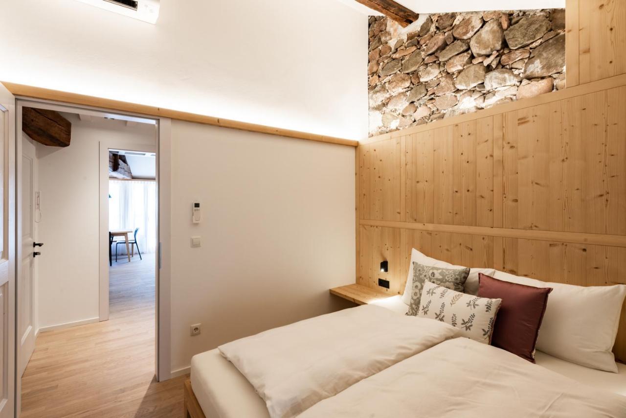 Weingut Schmid Oberrautner Apartment Suites Bolzano Exteriör bild